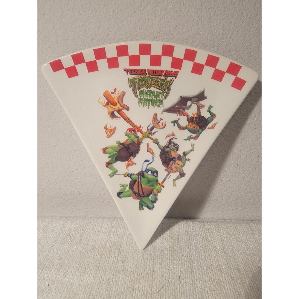 Nickelodeon~TEENAGE MUTANT NINJA TURTLES~Pizza Slice Shaped Plate~c‎ 2023~NICE~